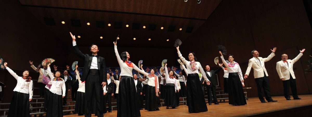 2010香港02sJAS__演唱輕歌劇Mikado劇照